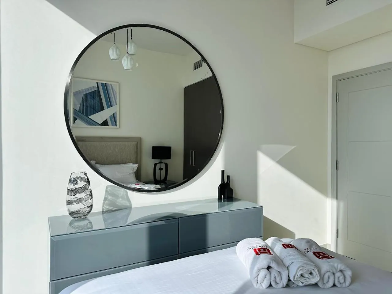 Homelike Charm High-End Furnished And Luxurious Dubai