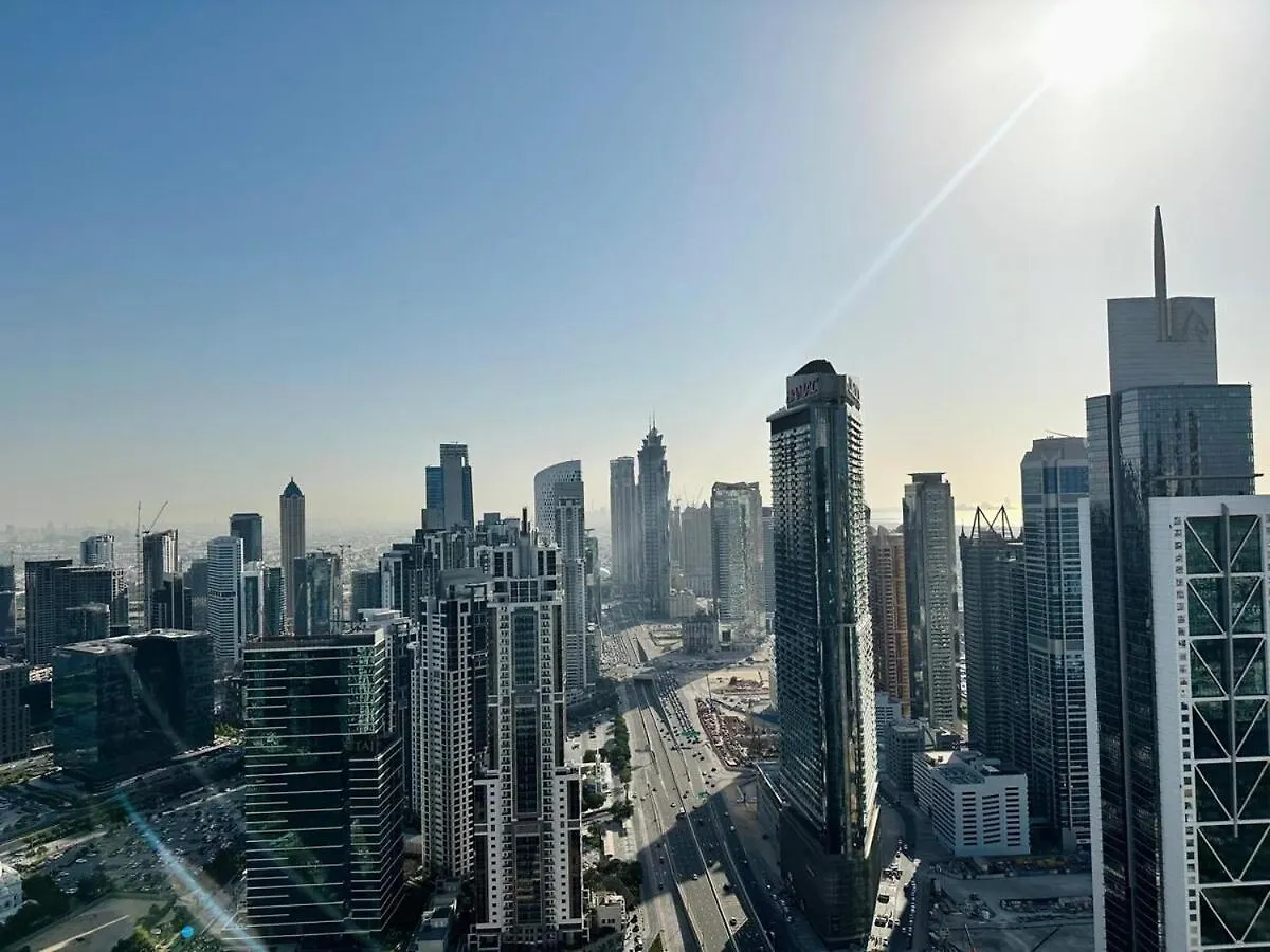 Homelike Charm High-End Furnished And Luxurious Dubai Lejlighed