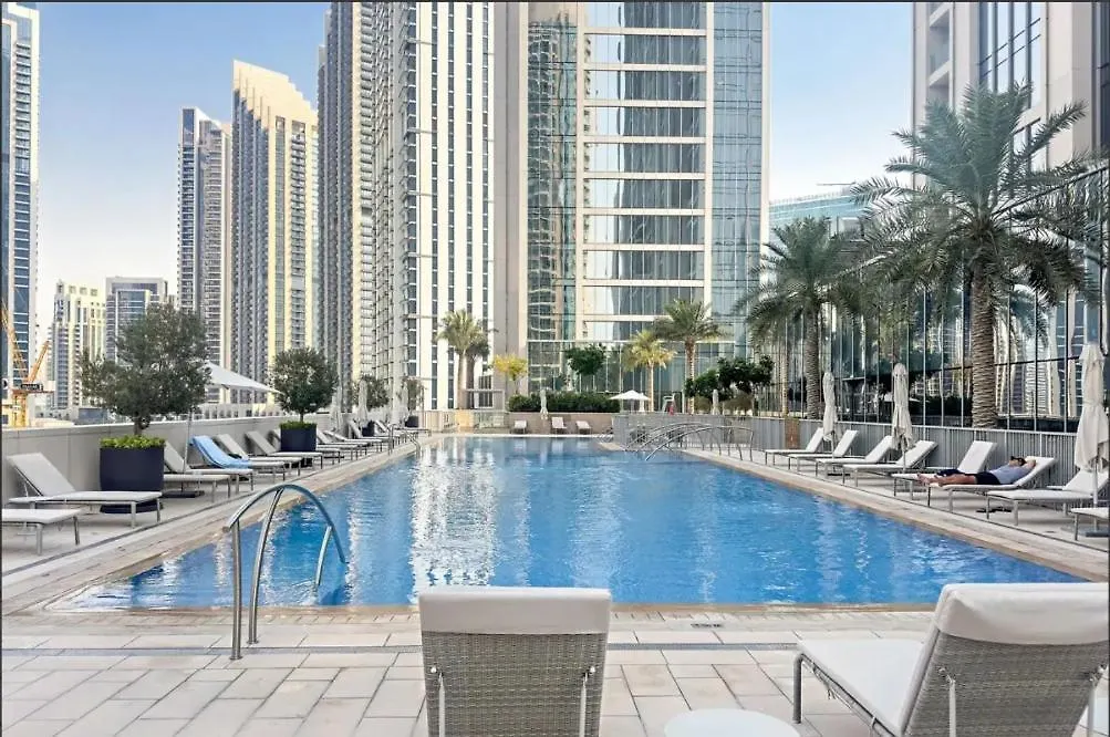 Homelike Charm High-End Furnished And Luxurious Dubai Lejlighed