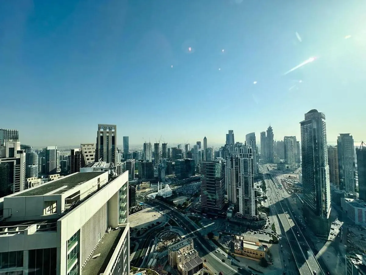 Homelike Charm High-End Furnished And Luxurious Dubaj